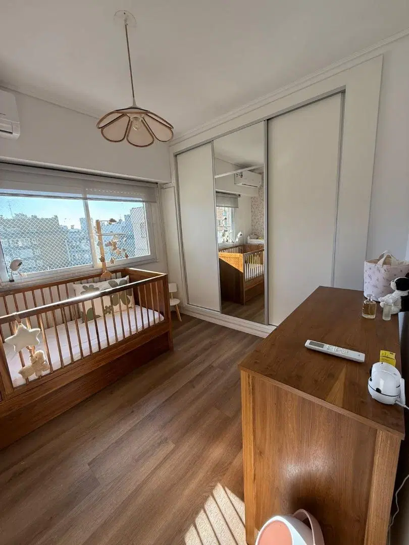 IMPECABLE DEPTO 4 AMB TOTALMENTE RENOVADO EN RECOLETA 4