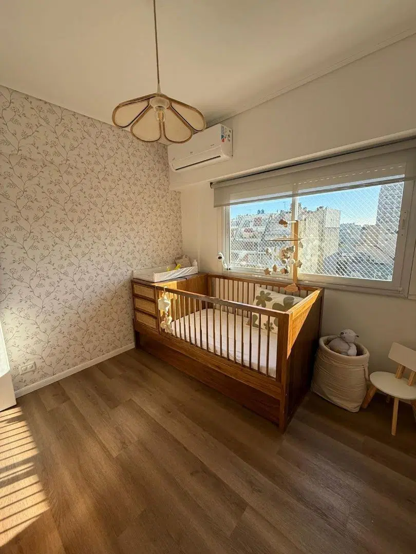 IMPECABLE DEPTO 4 AMB TOTALMENTE RENOVADO EN RECOLETA 2