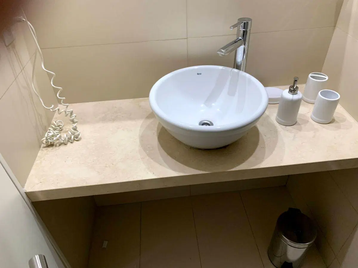Excelente 2 ambientes amoblado en piso alto de QUARTIER SAN TELMO 8