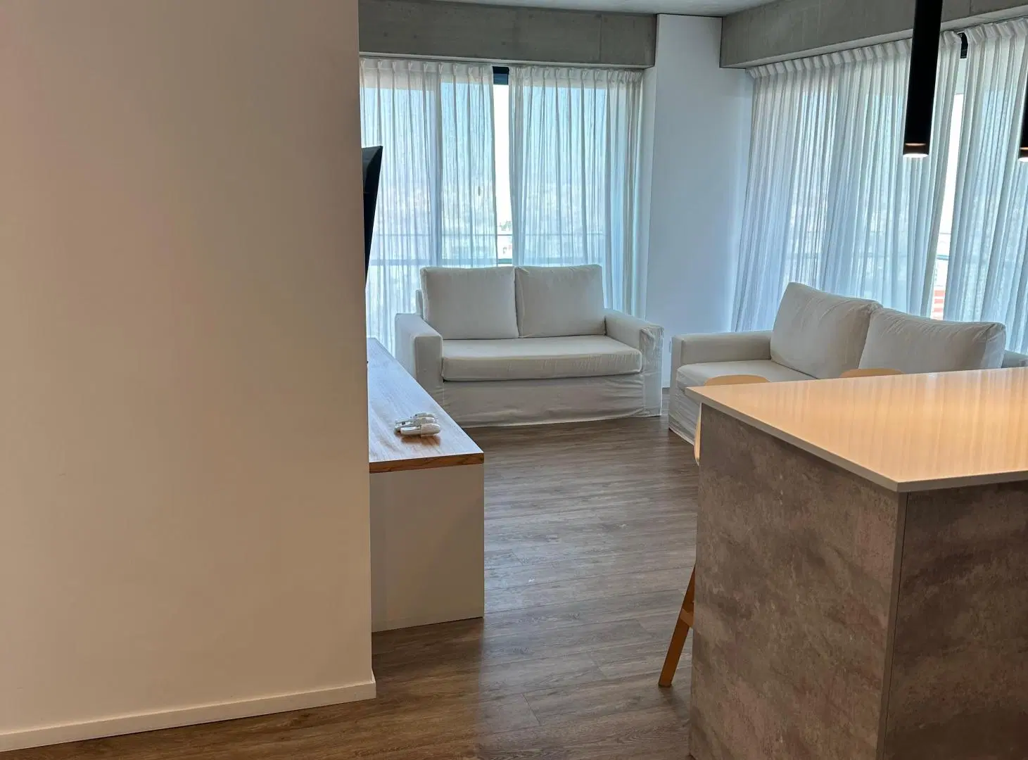 Excelente 3 ambientes en venta en Quartier del Bajo 4