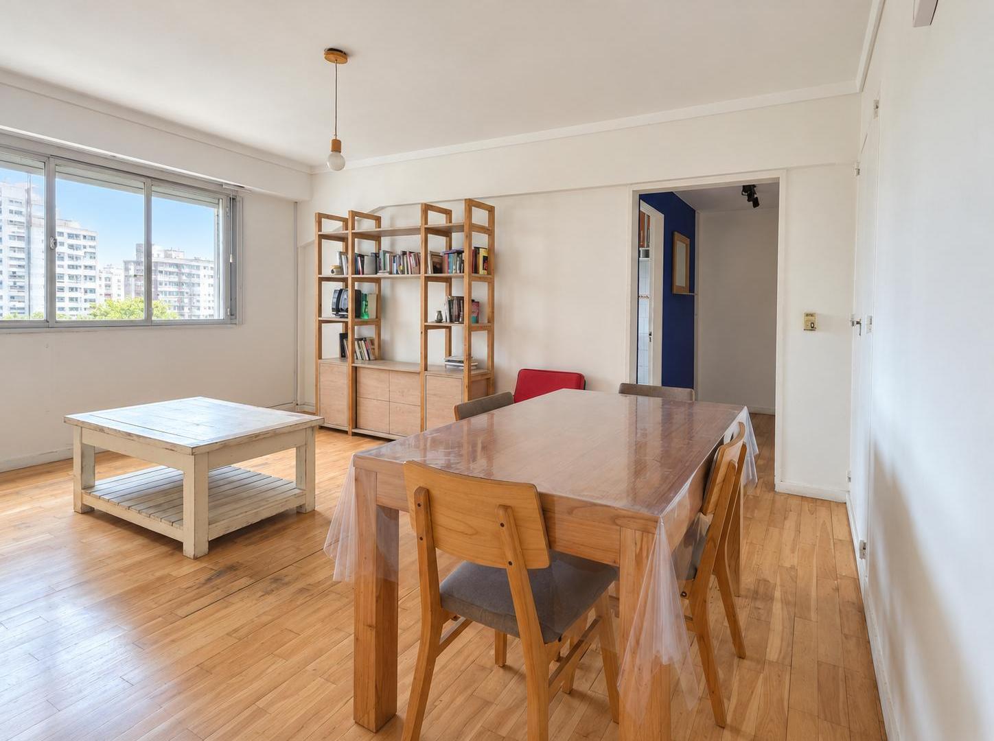 Foto de Departamento de 3 ambientes con escritorio, al frente, en 7.º piso, imagen 2