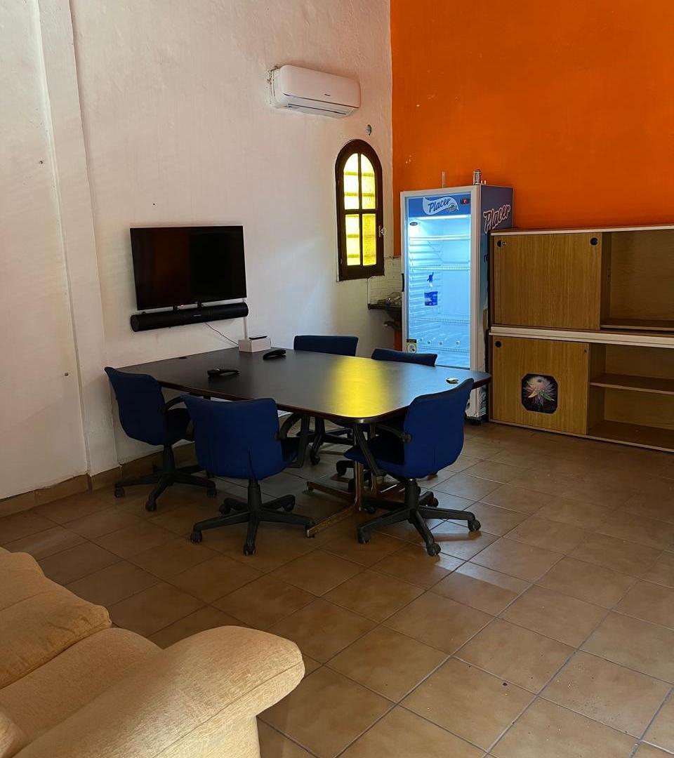 Foto de EXCELENTE LOCAL EN ELPASAJE LAS CABAÑAS . APTO PROFESIONAL, imagen 5