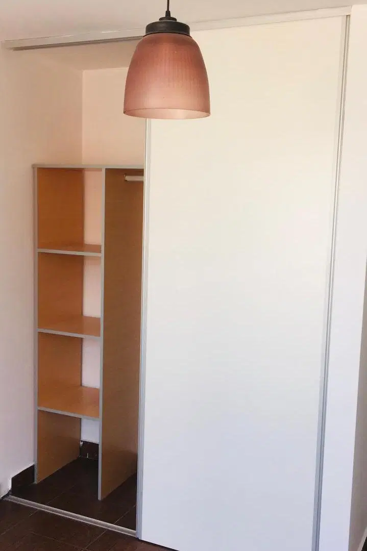 Venta de Departamento 2 ambientes Moron sur . Detalles de categoria 4
