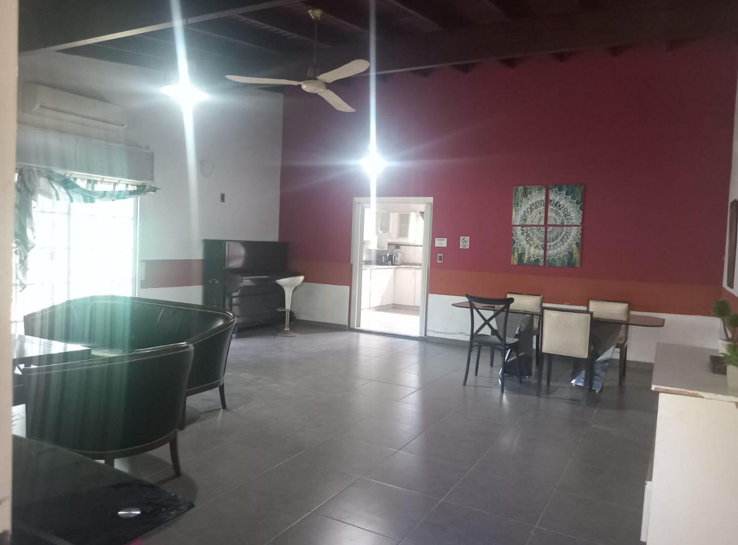 Hermosa Quinta en venta en Paso Del Rey a solo 2 cuadras deL ACCESO OESTE .