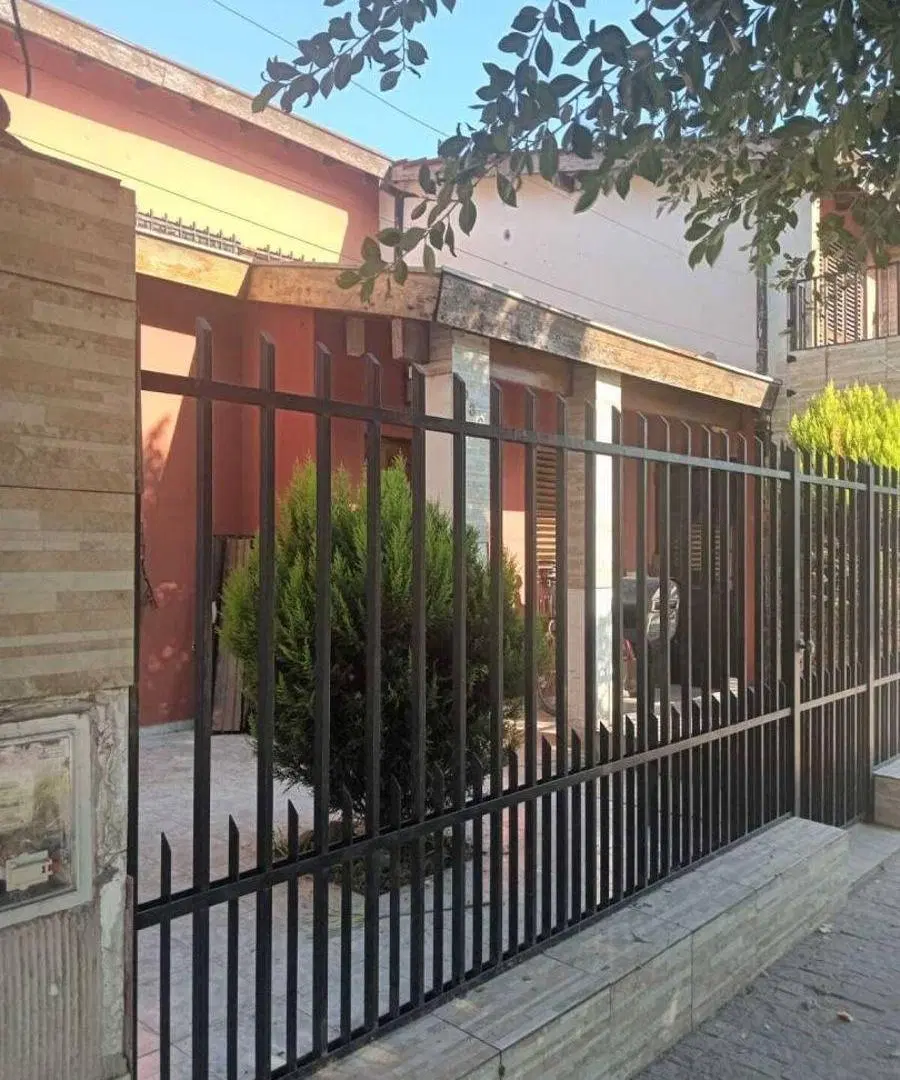 CASA EN VENTA ITUZAINGONORTE .TERRENO 400 MTS ACEPTA USD 80000 Y CUOTAS FINANCIA DUEÑO. 2