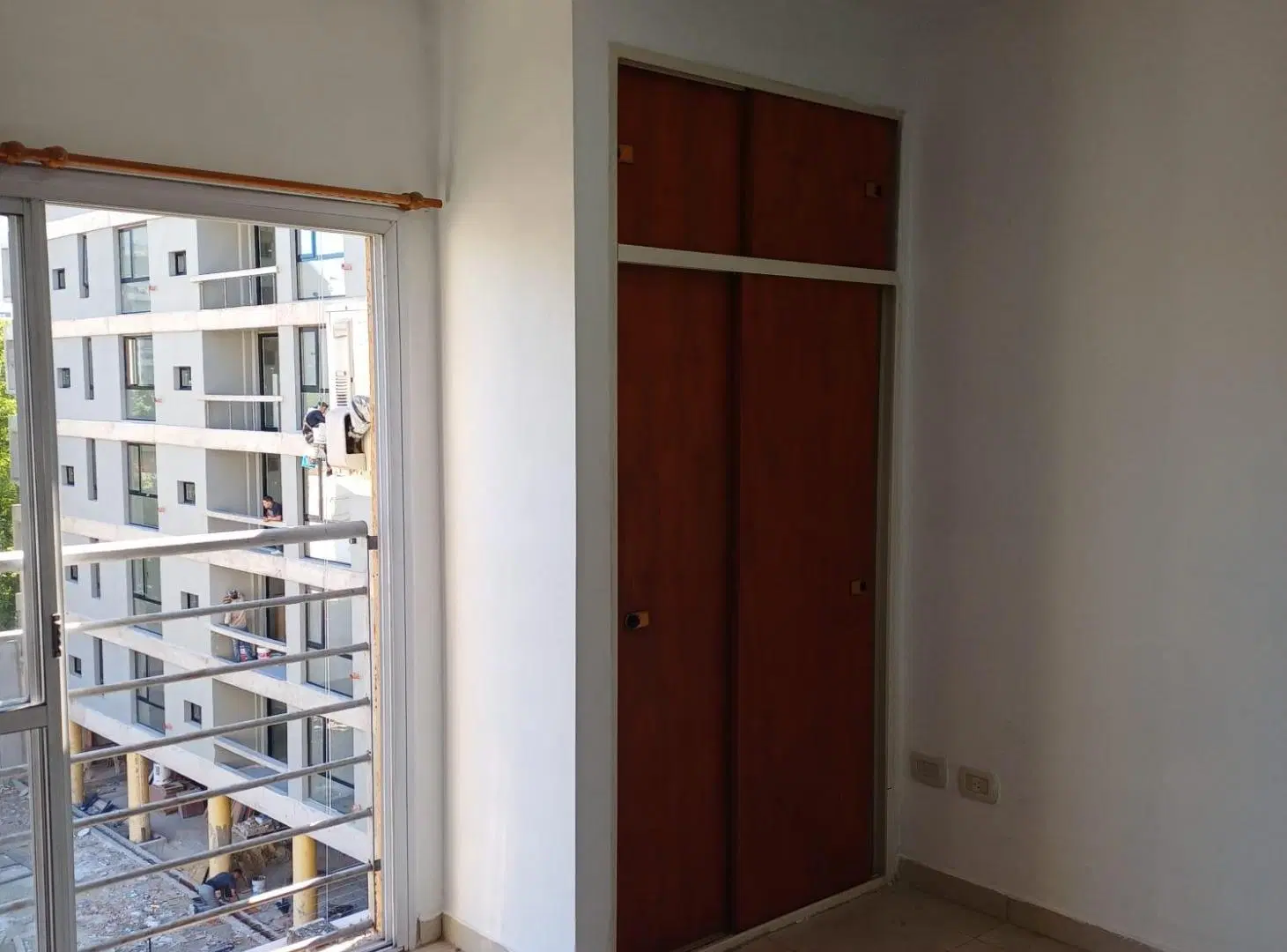 VENTA DE DEPARTAMENTO MONOAMBIENTE EN MORON SUR 2