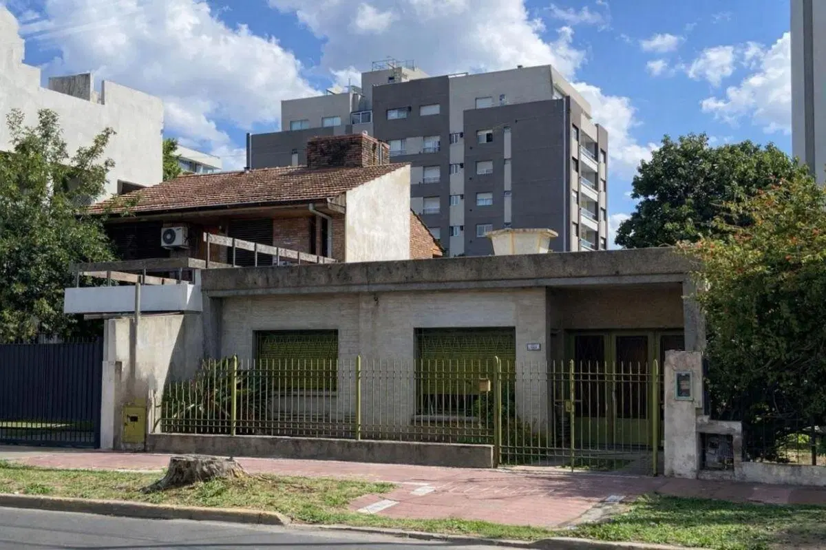 Casa en venta Fragio 300 Ituzaingo Ideal Inversor 1