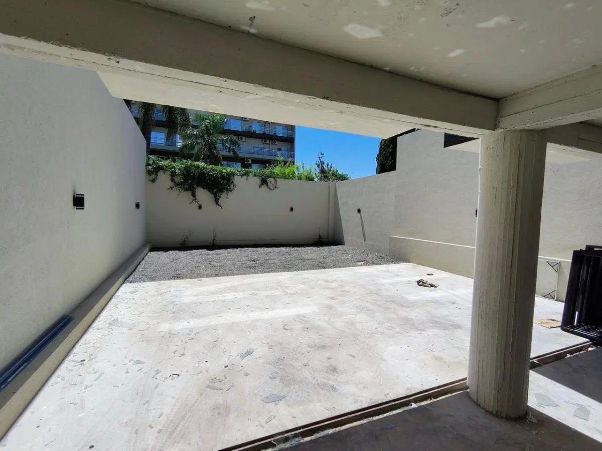 Departamento 2 ambientes en alquiler Moron centro con cochera 3
