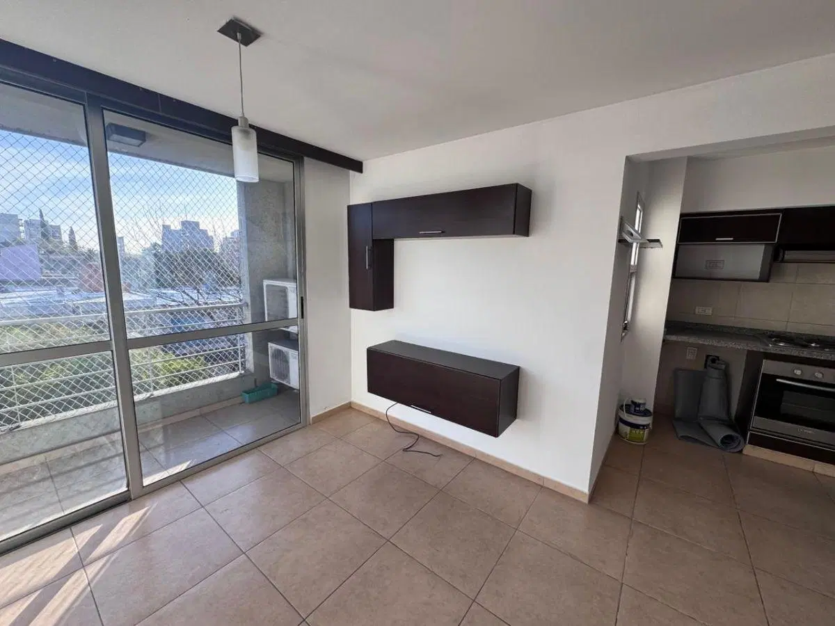 Departamento de 2 ambientes en alquiler en Moron Norte 5