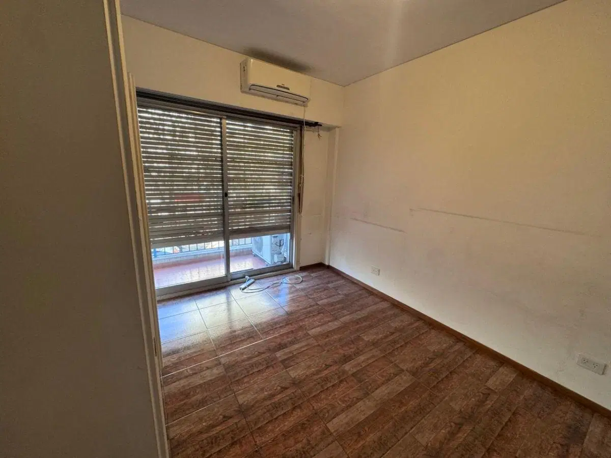 Departamento 4 ambientes en alquiler en Moron Norte 5