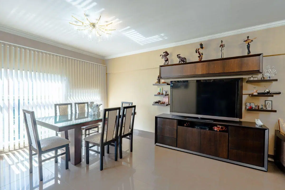 Semipiso de 4 Ambientes en Venta o Permuta en el Centro de Ramos Mejía - Cochera Doble 2