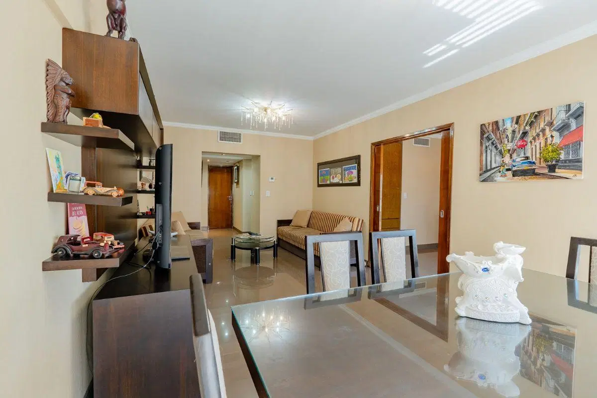 Semipiso de 4 Ambientes en Venta o Permuta en el Centro de Ramos Mejía - Cochera Doble 5