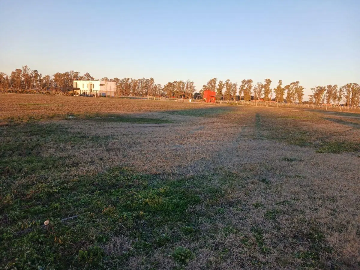 VENTA DE LOTE, COMPLEJO TRES PINOS, BARRIO NORTE DE 1.000 m2 8