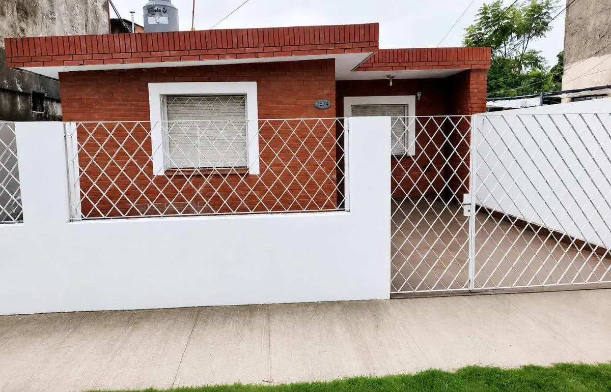 VENTA DE CASA 3 AMBIENTES, SAN MIGUEL 1