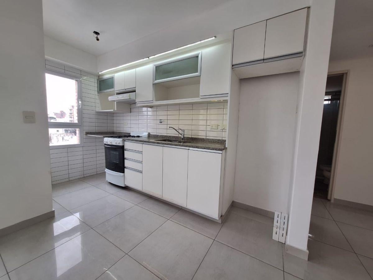 Foto de DEPARTAMENTO 2 AMBIENTES – MORÓN SUR, imagen 3