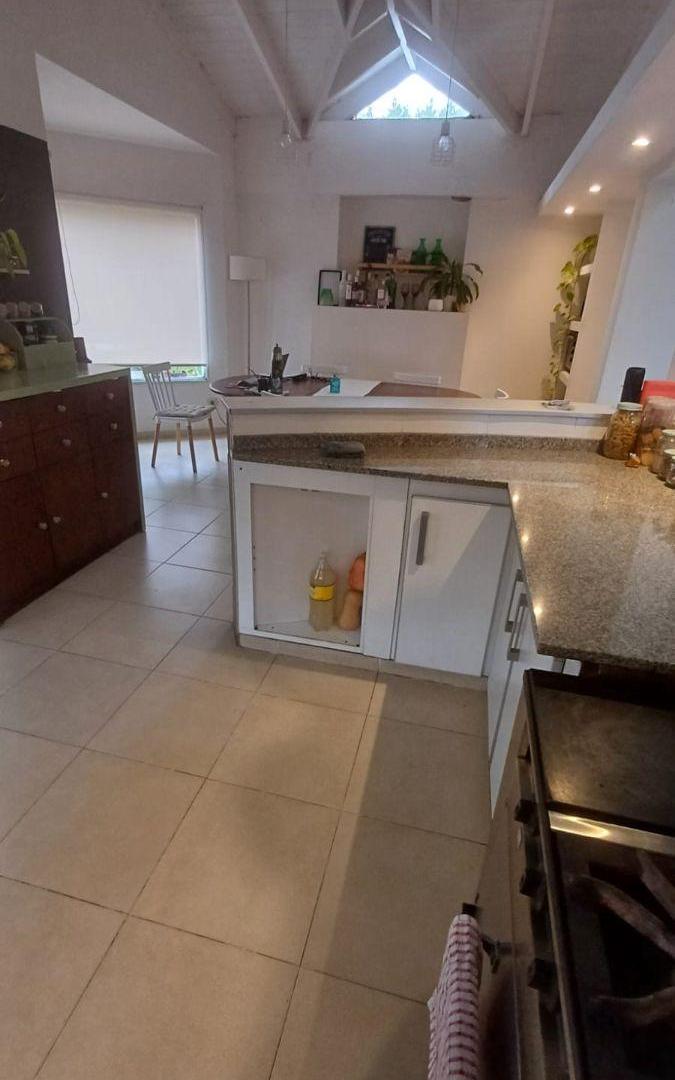 Foto de EXCELENTE CASA EN BARRIO PRIVADO MARIA ELENA .MORENO .5 AMBIENTES, imagen 3