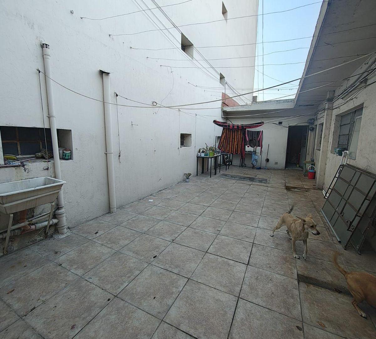 Foto de Vivienda Múltiple a Refaccionar en Venta, imagen 3