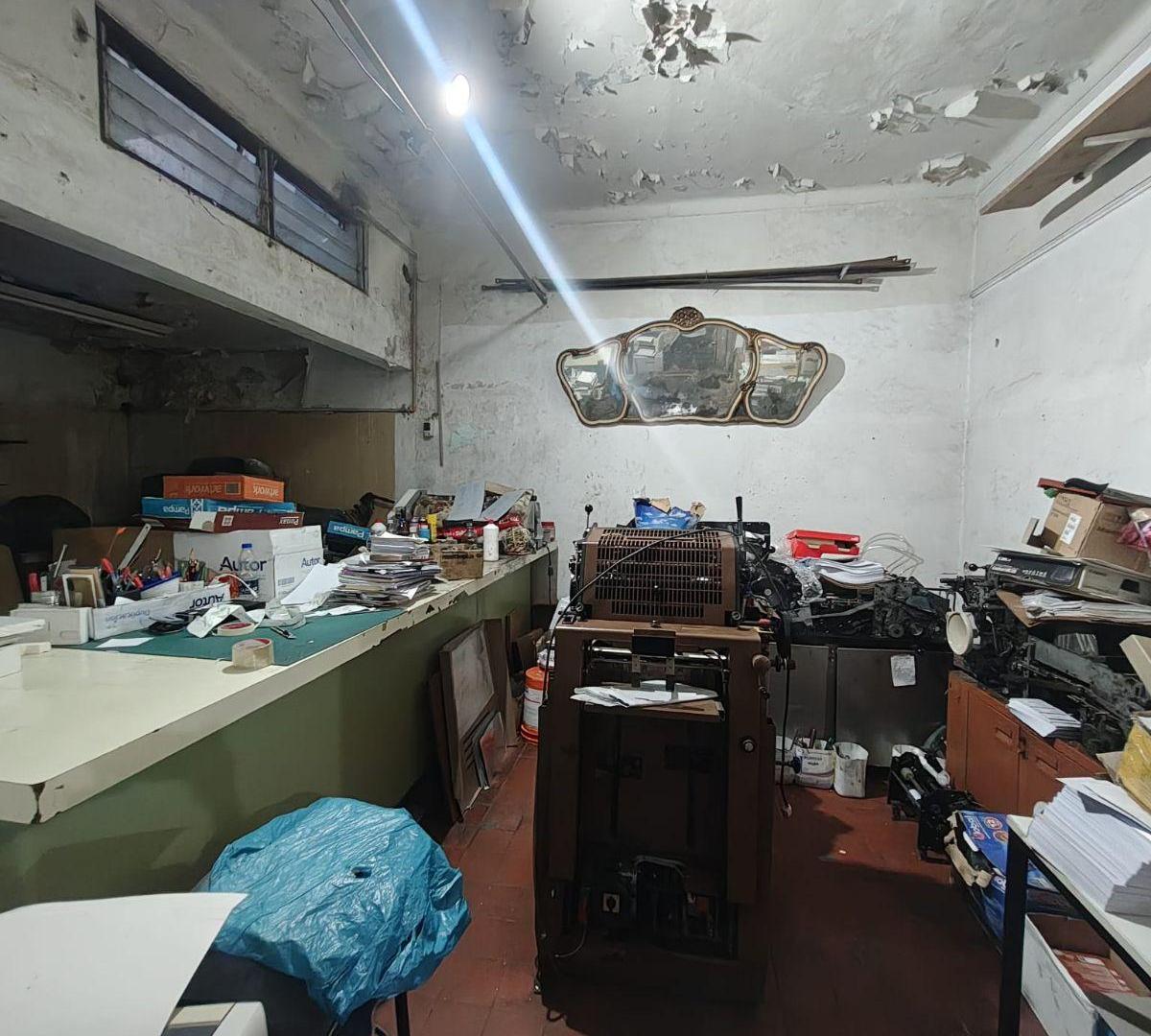 Foto de Vivienda Múltiple a Refaccionar en Venta, imagen 2