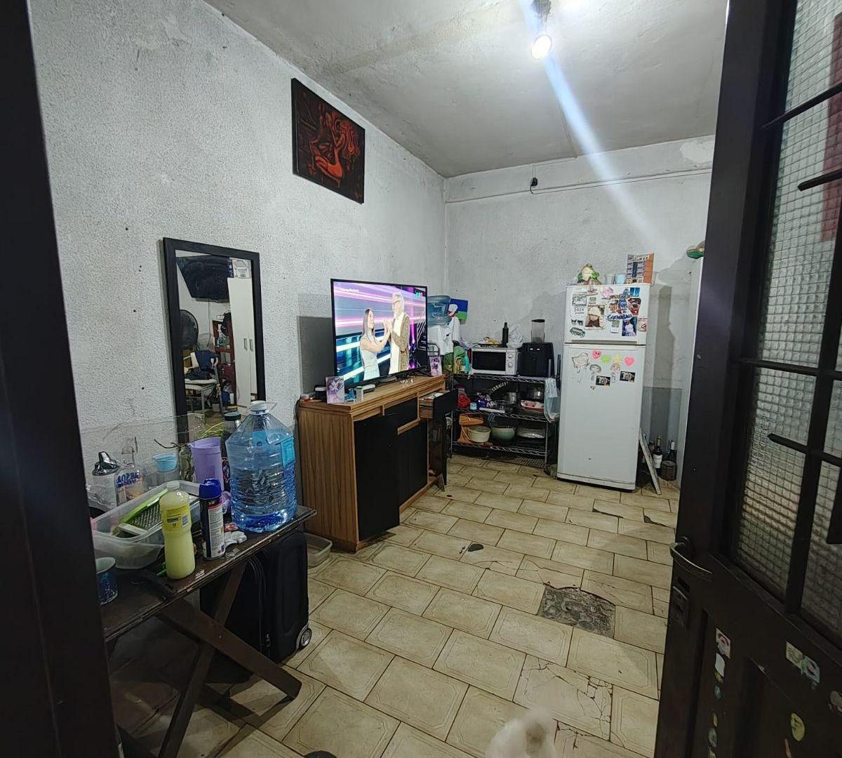 Foto de Vivienda Múltiple a Refaccionar en Venta, imagen 5
