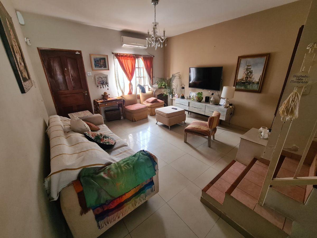 Foto de Se vende Casa Multifamiliar 6 AMBIENTES Ituzaingó Norte, imagen 3