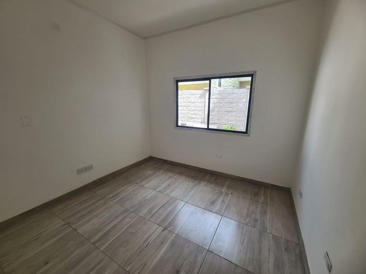 Foto de 2 Casas 3 Ambientes en Venta en Ituzaingó Norte, imagen 4