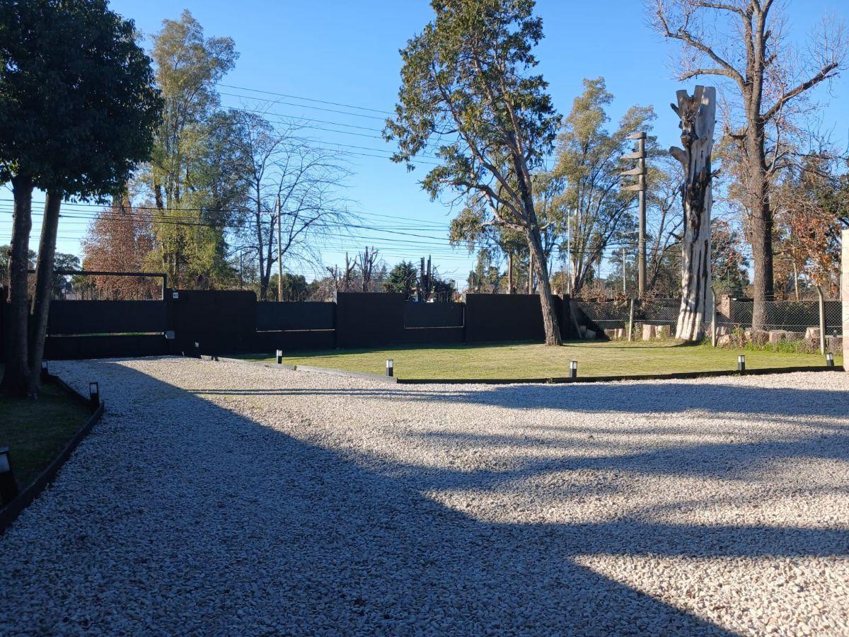Foto de VENTA CASA 4 AMBIENTES,ZONA LA REJA, imagen 4