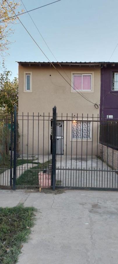 Foto de VENTA PH, 2 AMBIENTES PASO DEL REY, imagen 1