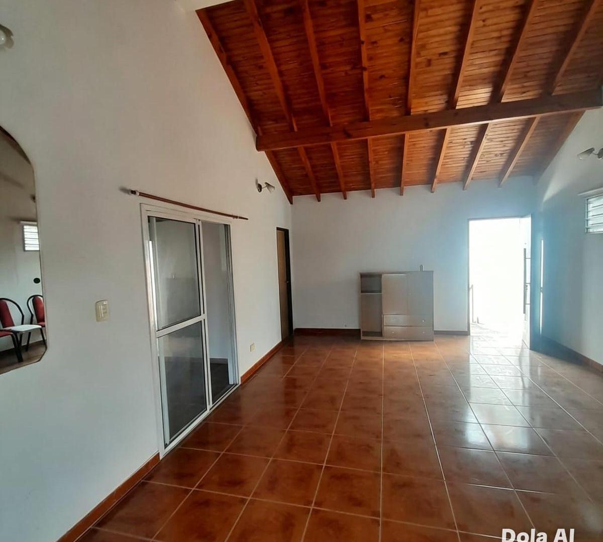 Foto de ALQUILER PH en Villa Luzuriaga, imagen 2