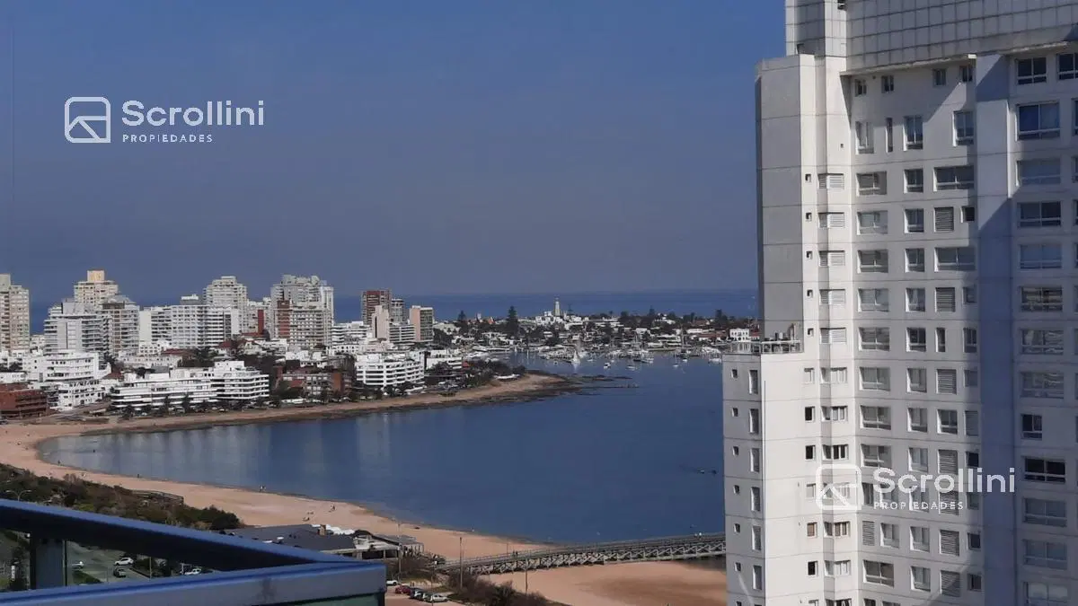 Departamento - Playa Mansa 2