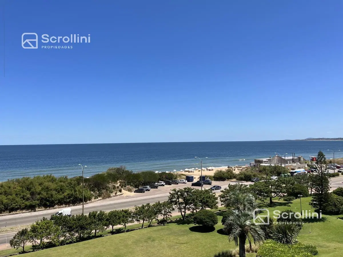 Departamento - Playa Mansa 4