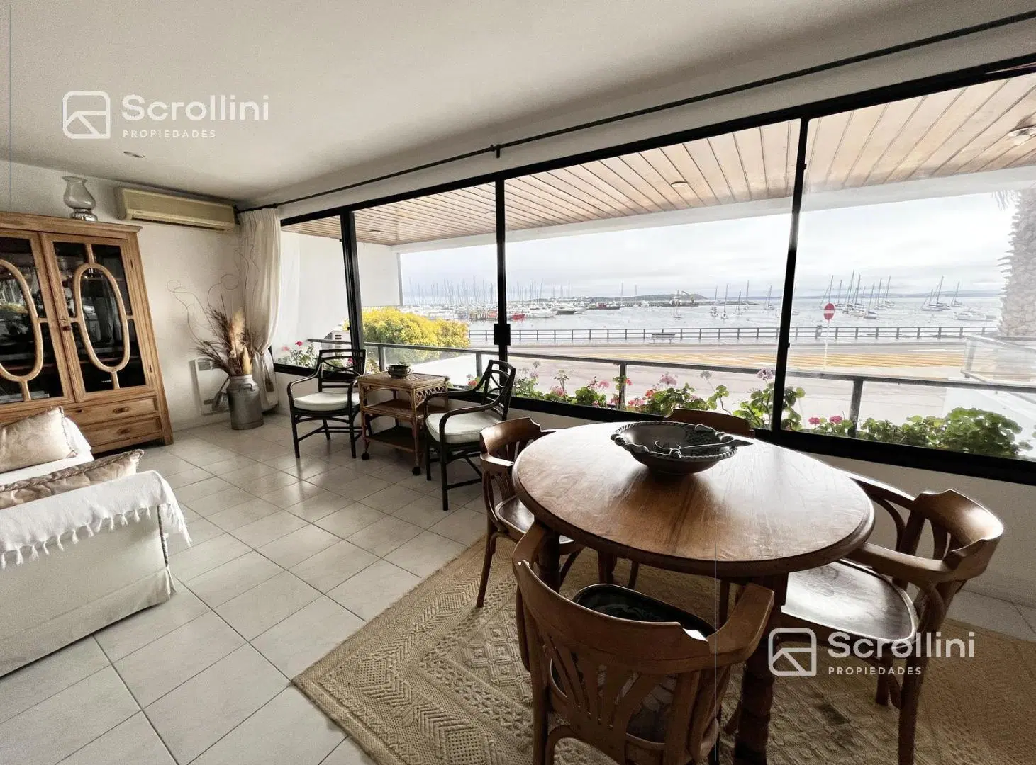 Espectacular Departamento en venta, primera linea del Puerto de Punta del Este 4