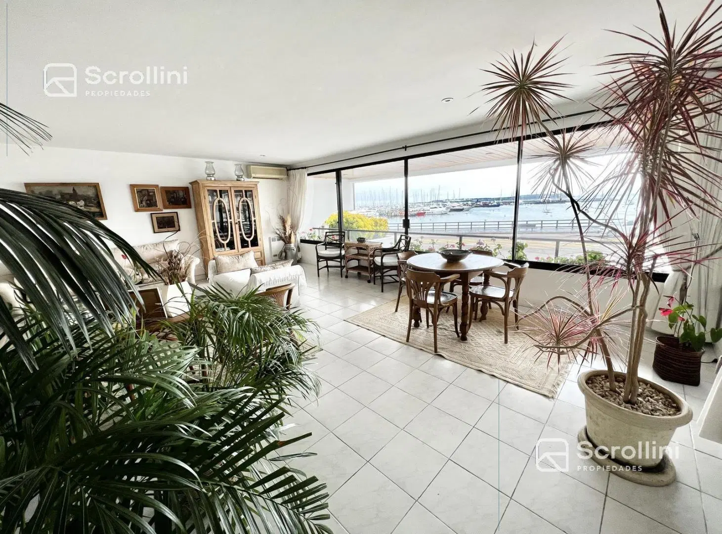 Espectacular Departamento en venta, primera linea del Puerto de Punta del Este 3