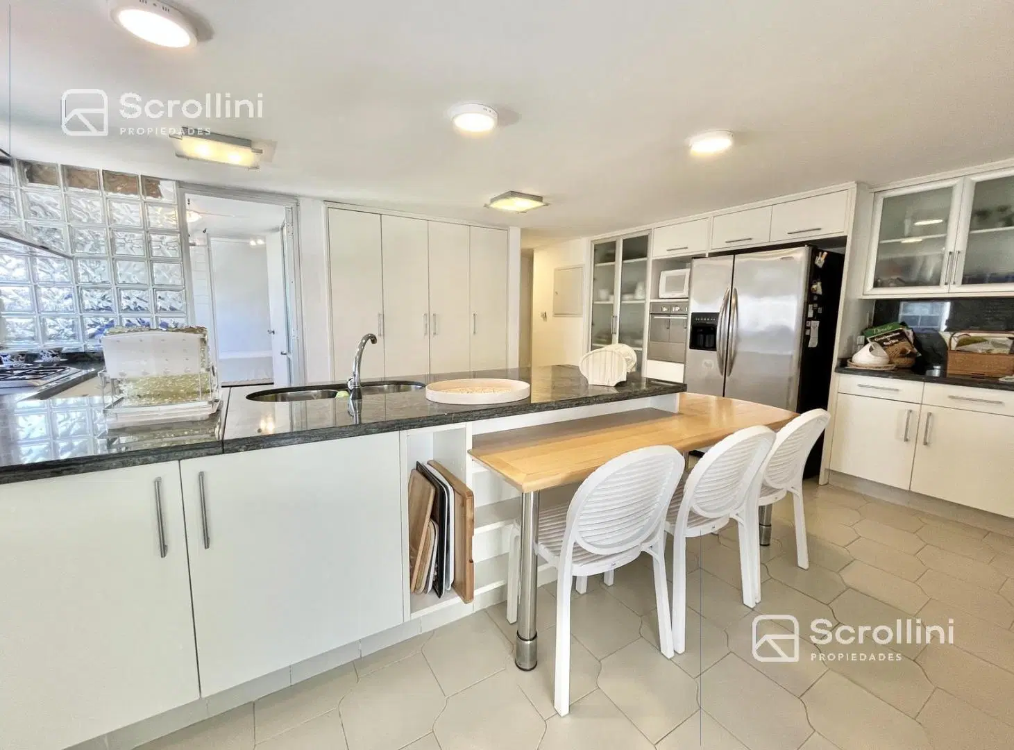 Departamento en Playa Brava 3
