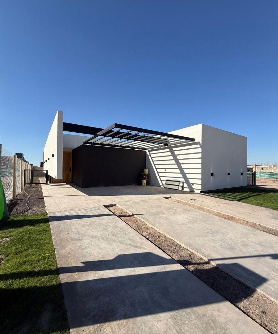 Foto de CASA EN VENTA / 3 DORM/ A ESTRENAR / LAR DE BOEDO III, imagen 2