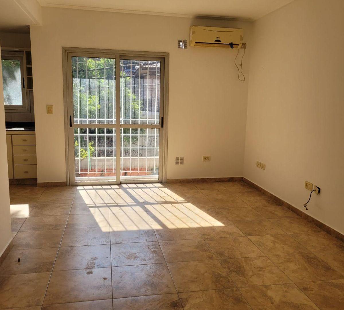Departamento de 60 m² con 2 dormitorios en alquiler en Castelar