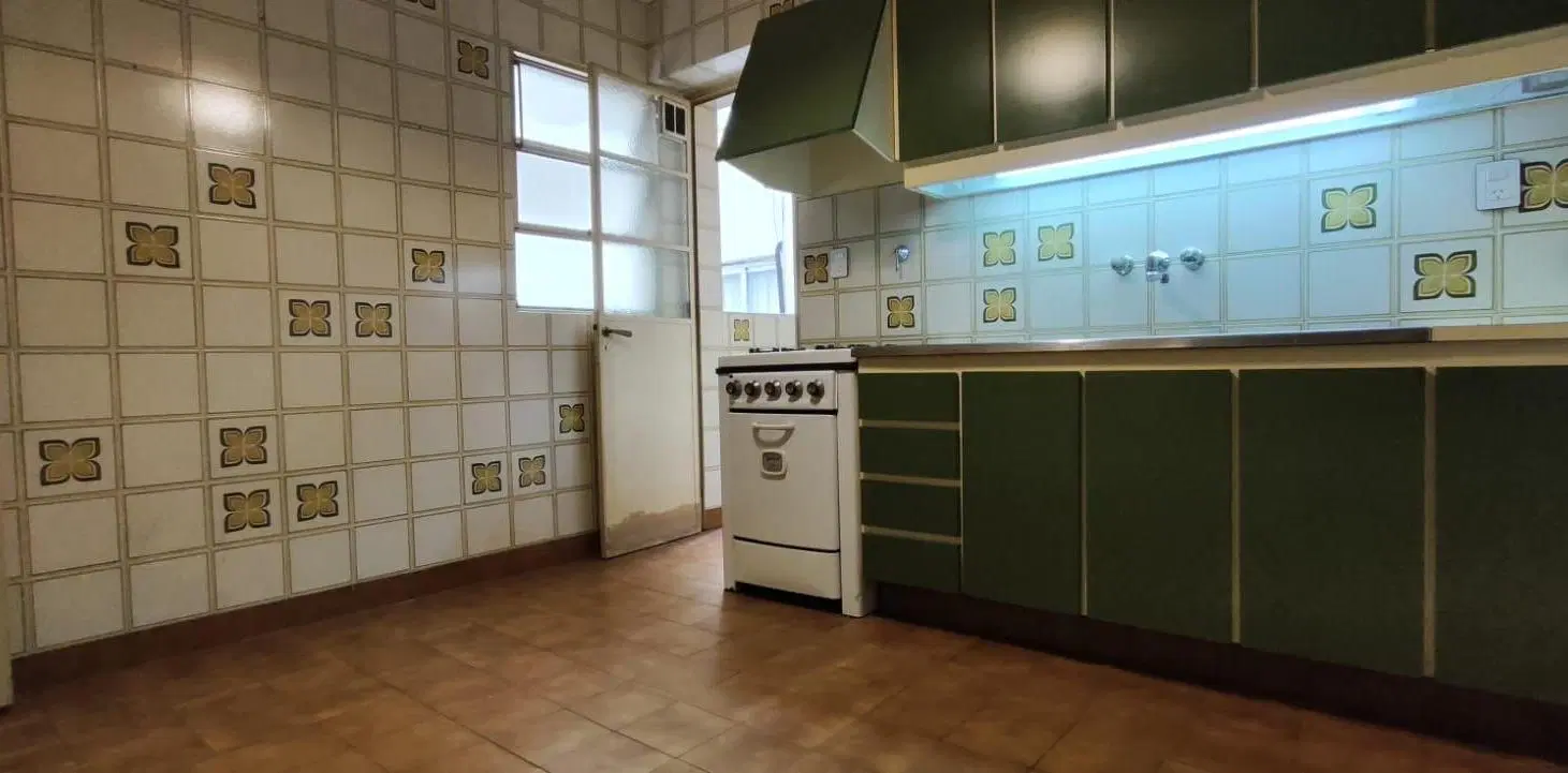 Coqueto semipiso en Las Cañitas con cochera 4