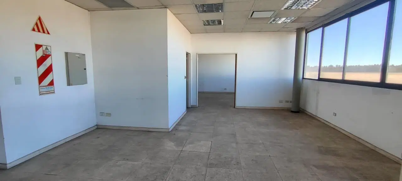 Nave En Parque Industrial De Campana 8