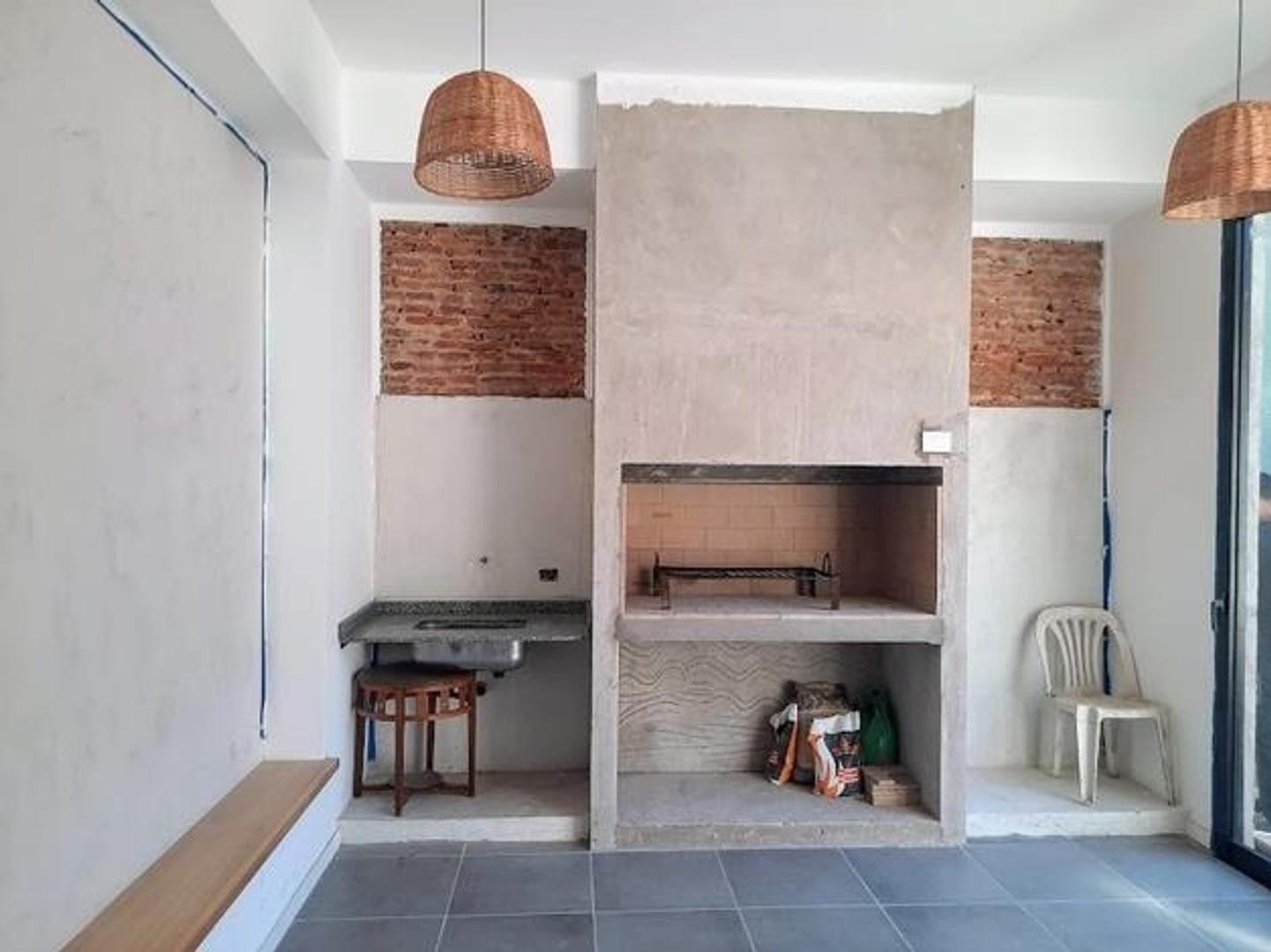 Foto de Alquiler de depto de 3 ambientes con patio. Refacciononado, imagen 3