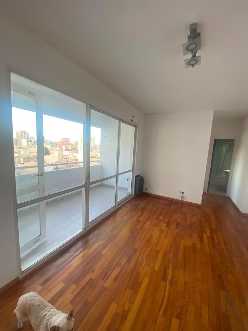Foto de PISO ALTO CON VISTA ABIERTA Y COCHERA | BELGRANO, imagen 1