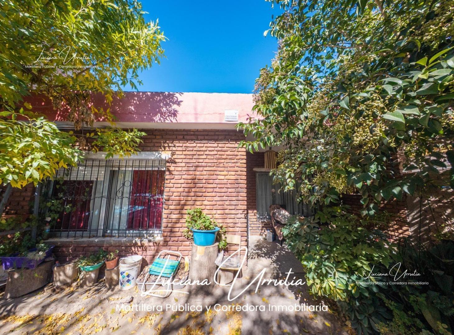 Foto de VENTA CASA 3 DORMITORIOS CIPOLLETTI, imagen 2