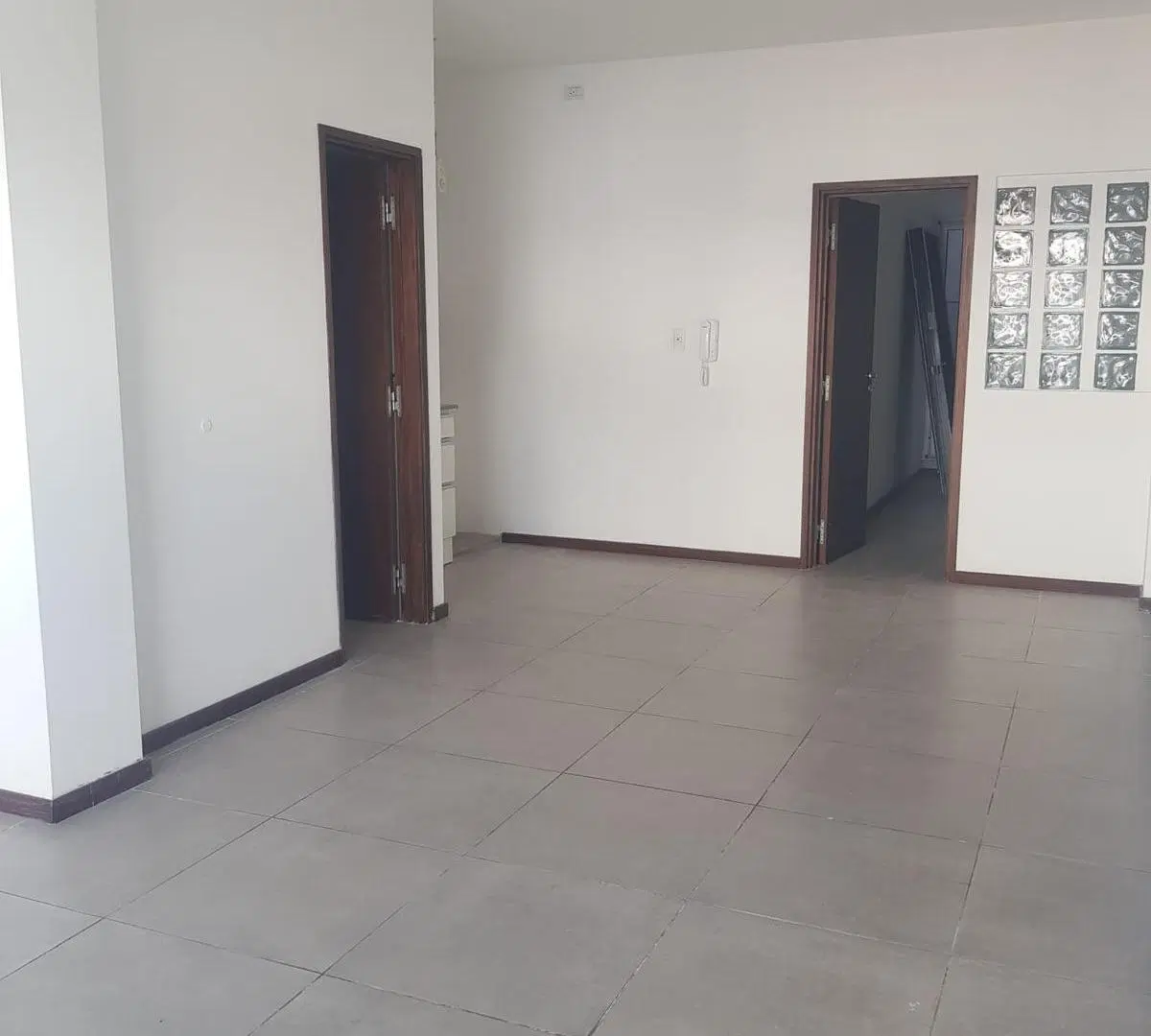 Local comercial en alquiler 4