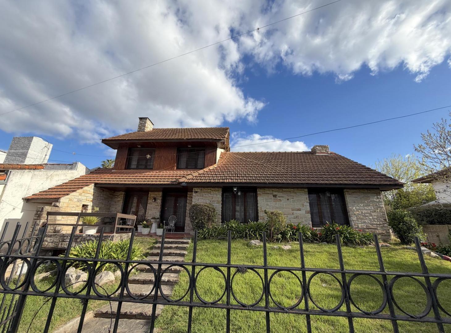 Foto de Casa en venta de 4 dormitorios en City Bell, imagen 1