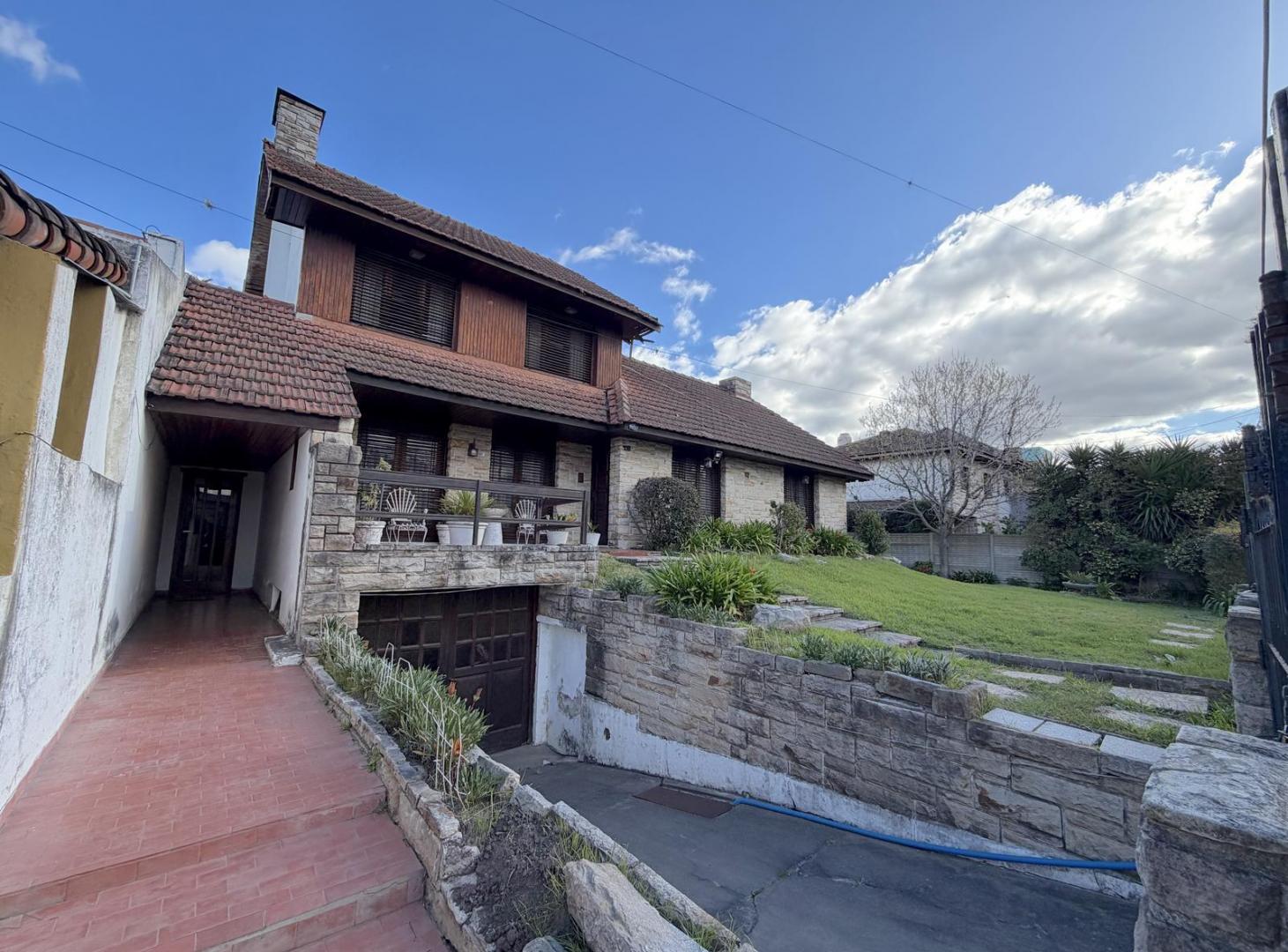 Foto de Casa en venta de 4 dormitorios en City Bell, imagen 2