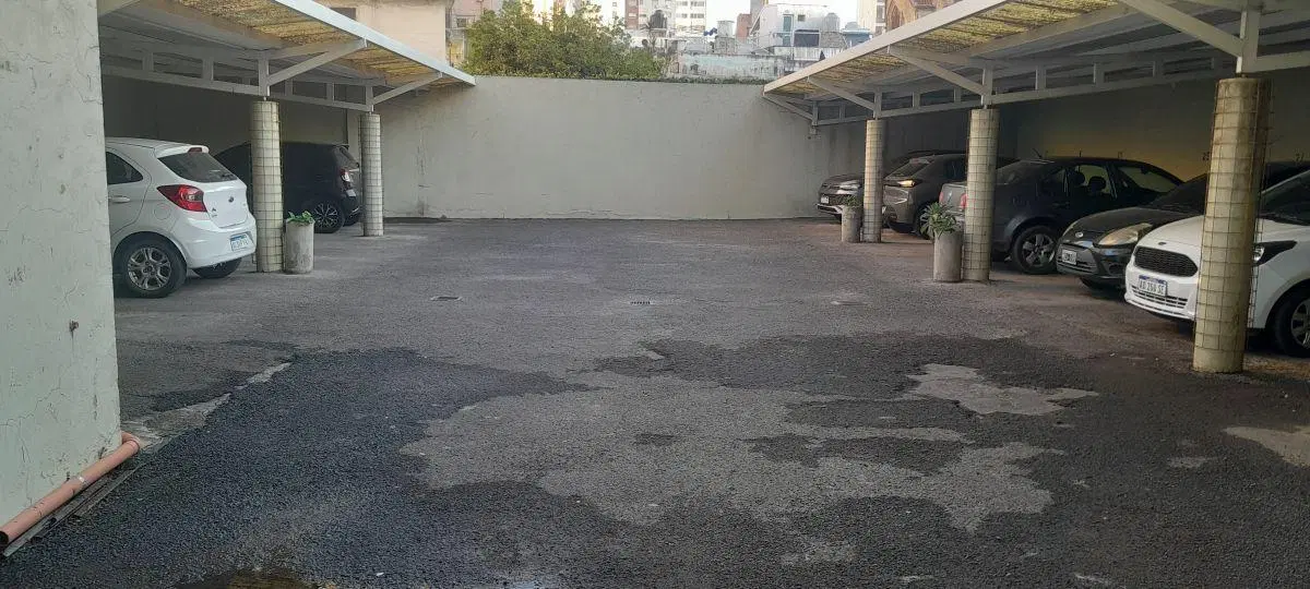 Cochera en venta en Barrio Lourdes de Rosario 2