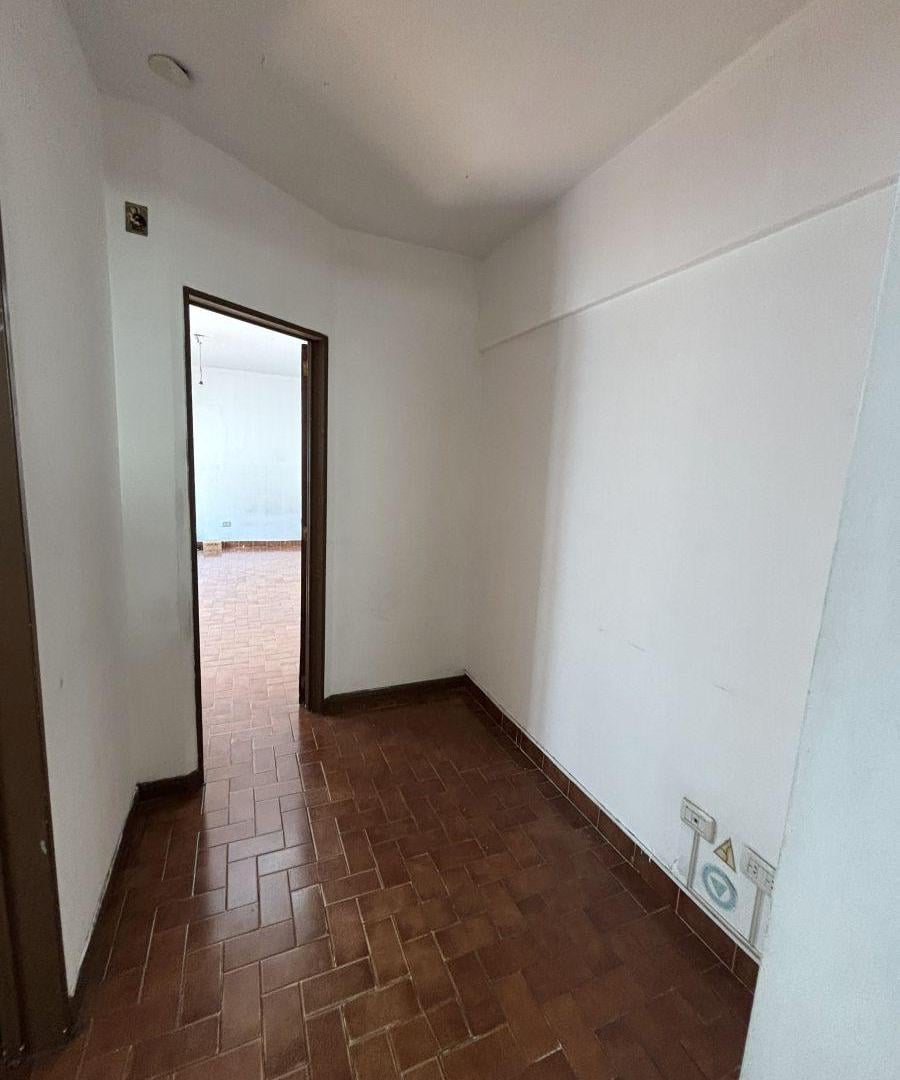 Foto de Departamento 2 Amb. APTO PROF. en VENTA en Caballito Patio y Terraza, imagen 1