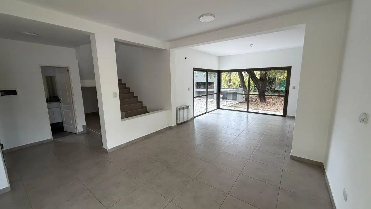 Casa de 2 dormitorios en alquiler en La Estanzuela 1