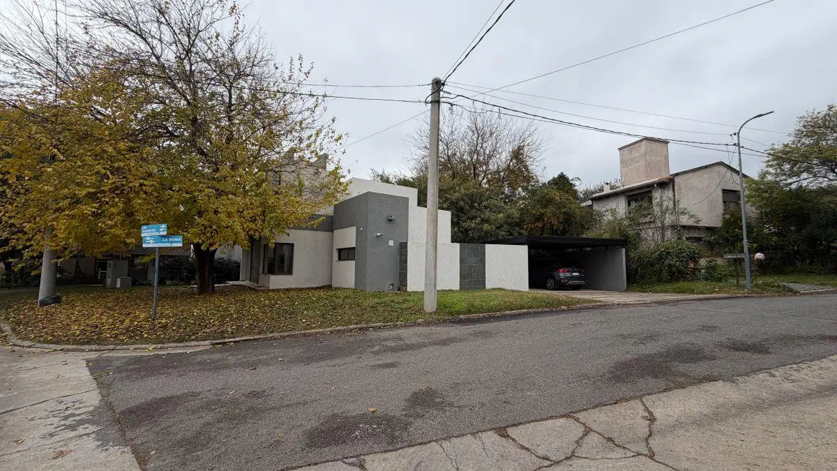 Casa de 2 dormitorios en alquiler en La Estanzuela 5