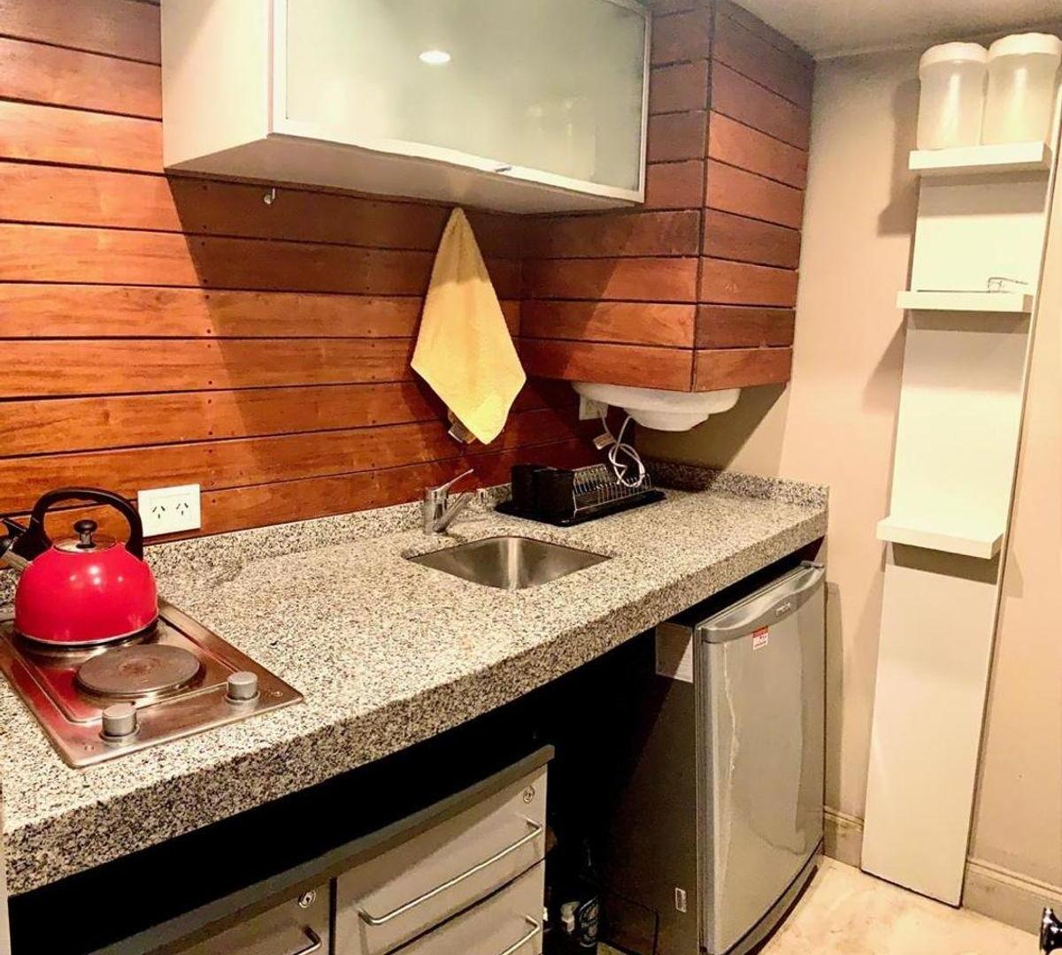 Foto de Departamento 2 ambientes . Excelente ubicación y vista al parque., imagen 5