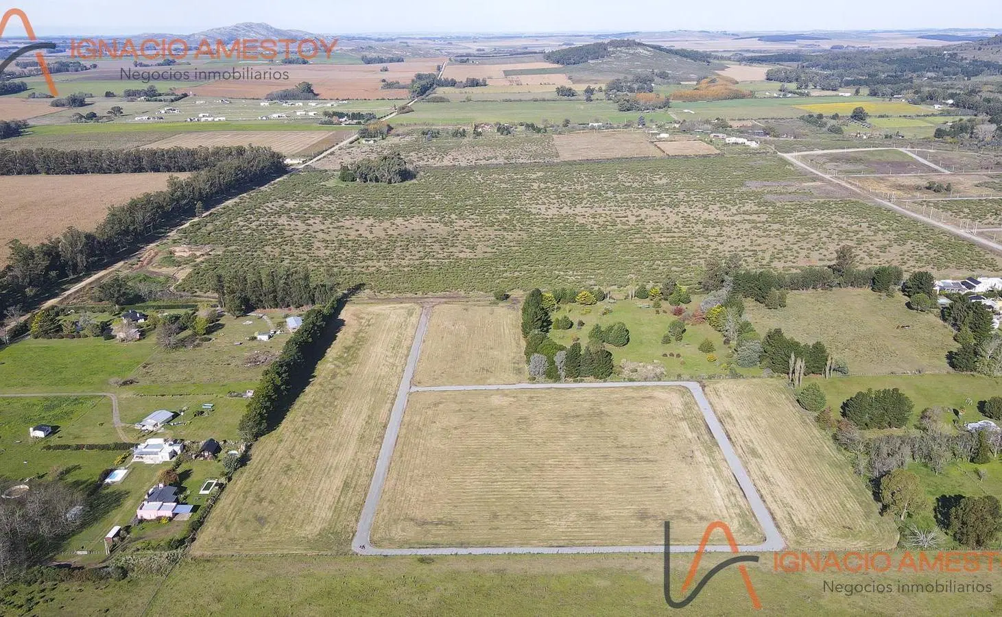 VENTA EN TANDIL DE AMPLIO TERRENO 2100 MTS2 ZONA UNIVERSIDAD 3