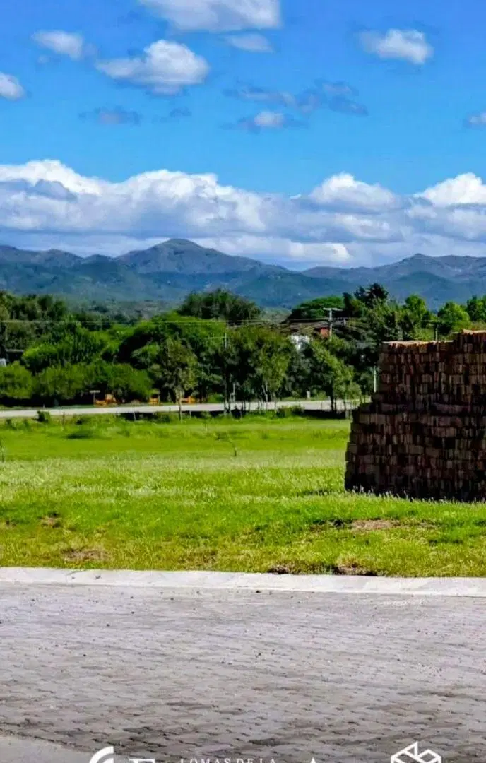 Venta de lote en Lomas de la Estancia 1